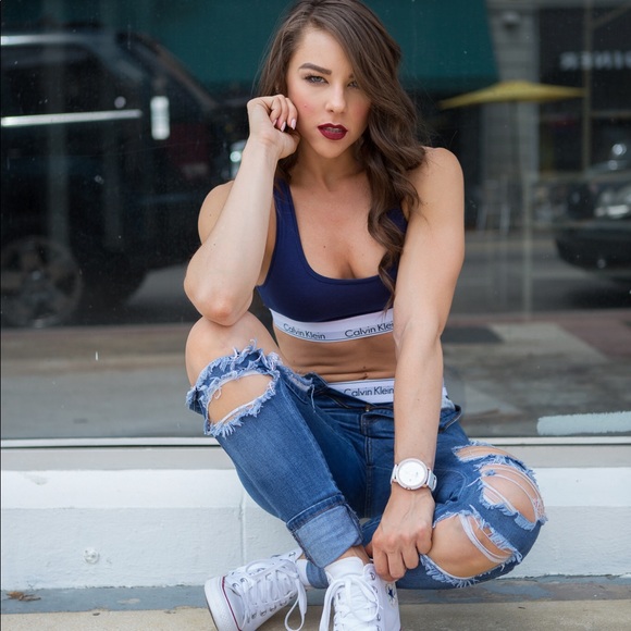 Meet your Posher, Maegan - Picture 1 of 1